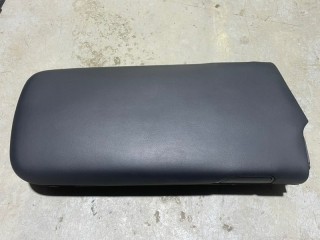 Крышка подлокотника, ориг. номер 5809733010E0, Lexus ES350