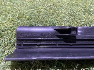 Накладка направляющей сиденья правая, ориг. номер 52107243558, BMW f30 2011-2016