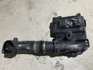 Корпус воздушного фильтра правый, ориг. номер A2760903801, Mercedes-Benz GLE-Class W166 2012-2016