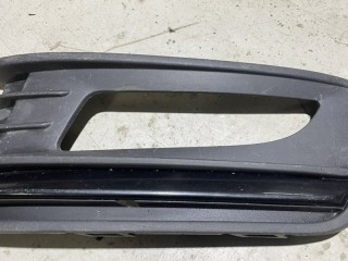 Накладка противотуманной фары левая, ориг. номер 6RU853665F, Volkswagen Polo 5 2009-2014