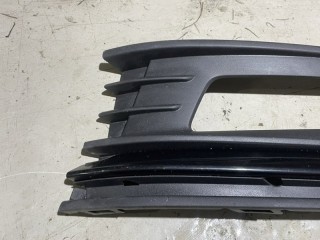 Накладка противотуманной фары левая, ориг. номер 6RU853665F, Volkswagen Polo 5 2009-2014
