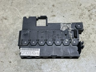 Крышка блока предохранителей задняя, ориг. номер 6R0937550A, Volkswagen Polo 5 2009-2014