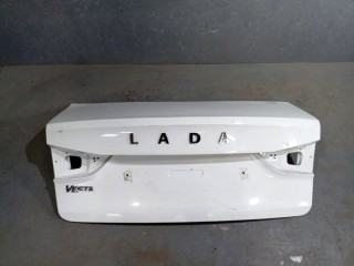 Крышка багажника Lada Vesta 2015-2026