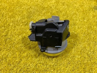 Фара противотуманная левая, ориг. номер 8122002110, Toyota Auris E18 2012-2015