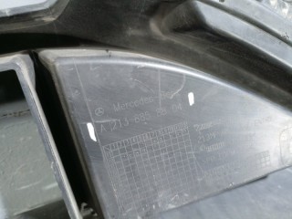 Решетка в бампер центральная, ориг. номер A2138858804, Mercedes-Benz E-CLass W213 2016-2021