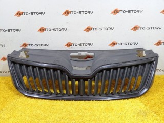 Решетка радиатора, ориг. номер 5JA8536689B9, Skoda Rapid 1 2012-2017