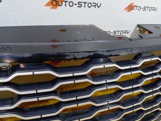 Решетка радиатора, ориг. номер LR098080, Land Rover Range Rover 4 2012-2017