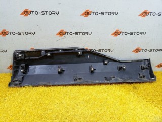 Накладка двери задней правой, ориг. номер 6073147100B03, Geely Atlas 2 2023-2026