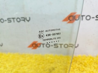 Стекло двери передней левой, ориг. номер 5706A467, Mitsubishi Outlander GF