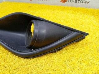 Рамка противотуманной фары правой, ориг. номер 6400J446, Mitsubishi Outlander GF