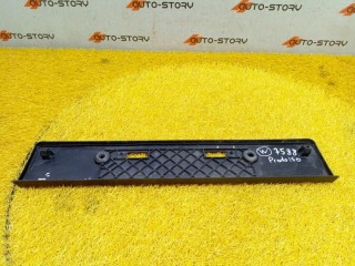 Накладка переднего бампера под номер, ориг. номер 5211460350, Toyota Land Cruiser Prado 150