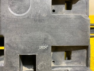Кронштейн подножки, ориг. номер A1676982001, Mercedes-Benz GLE-Class V167 2018-2023