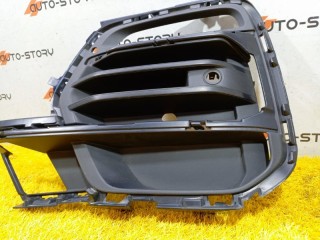 Решетка в бампер левая, ориг. номер 51117449687, BMW X5 G05 2018-2023