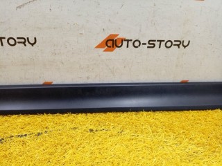 Накладка двери передней левой, ориг. номер 808774CM1B, Nissan X-Trail T32 2013-2019