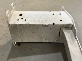 Усилитель переднего бампера, ориг. номер 5027140700C15, Geely Monjaro 2021-2026
