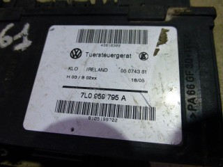 Моторчик стеклоподъемника, ориг. номер 7L0959703D00A, Volkswagen Touareg GP