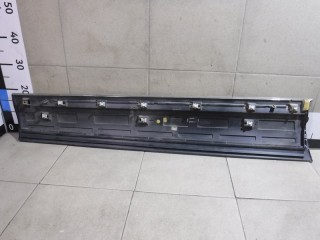 Накладка двери передней правой, ориг. номер 7P6854940H, Volkswagen Touareg NF