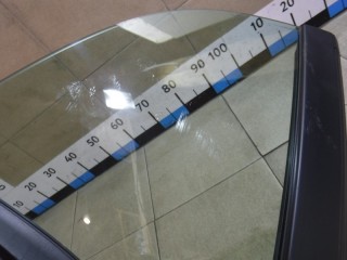 Стекло двери передней правой (форточка), ориг. номер 4537204801, Smart ForTwo C453