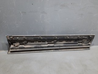 Накладка двери передней левой, ориг. номер 7P6853959A, Volkswagen Touareg NF
