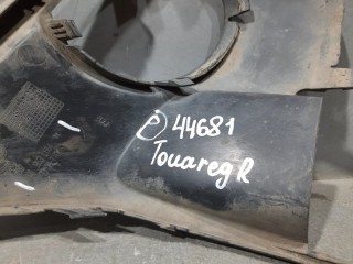 Решетка в бампер правая, ориг. номер 7L6853664H, Volkswagen Touareg GP