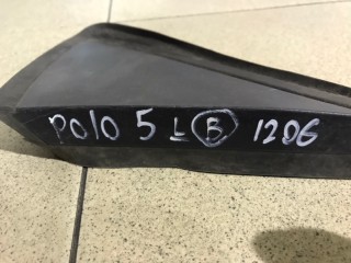 Накладка переднего крыла левого, ориг. номер 6RU8532739B9, Volkswagen Polo SED