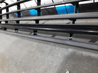 Решетка в бампер центральная, ориг. номер 6RU853677C9B9, Volkswagen Polo SED