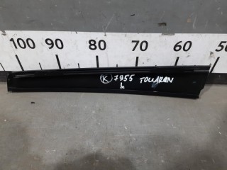 Накладка двери передней левой, ориг. номер 1T0837889, Volkswagen Touran 1T