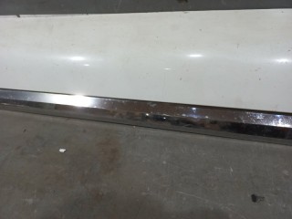 Накладка двери передней правой, ориг. номер 7P6854940H, Volkswagen Touareg NF