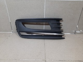 Решетка в бампер правая, ориг. номер 6RU853666F9B9, Volkswagen Polo SED