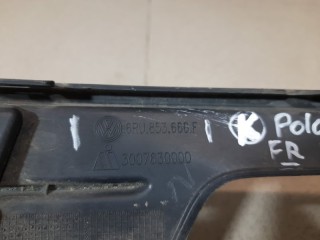 Решетка в бампер правая, ориг. номер 6RU853666F9B9, Volkswagen Polo SED