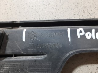 Решетка в бампер правая, ориг. номер 6RU853666F9B9, Volkswagen Polo SED