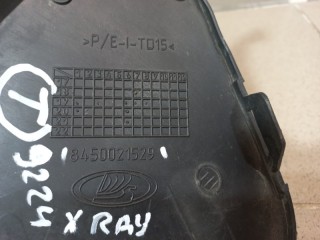 Накладка переднего бампера правая, ориг. номер 8450021529, Lada X-Ray Cross
