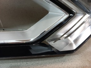 Маска фары правой, ориг. номер 26010HV05B, Nissan Qashqai J11 2017-2024