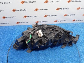 Фара правая, ориг. номер GSJ451031A, Mazda Mazda6 GL