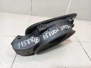 Ниша лючка бензобака, ориг. номер 8T8809906, Audi A5 8T 2007-2011