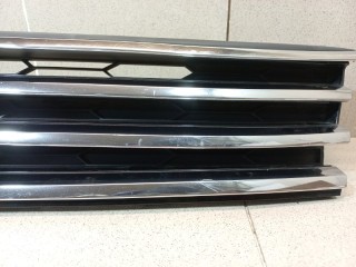 Решетка радиатора, ориг. номер 7P6853651JZLL, Volkswagen Touareg NF