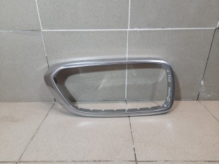 Накладка на решетку правая, ориг. номер 51137412422, BMW 6-series G32 2017-2020