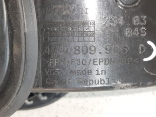 Ниша лючка бензобака, ориг. номер 4M0809906D, Audi Q7 4M 2015-2019
