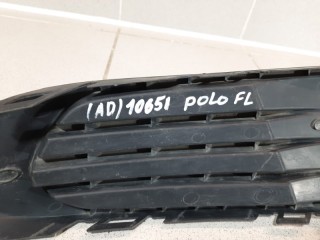 Решетка в бампер левая, ориг. номер 6RU853665C, Volkswagen Polo Sed
