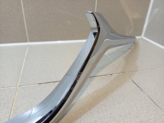 Накладка на решетку радиатора, ориг. номер GSH7507K1, Mazda Mazda6 GL