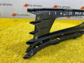 Решетка в бампер правая, ориг. номер 6RU853666F9B9, Volkswagen Polo SED