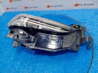 Фара правая, ориг. номер GSJ451031A, Mazda Mazda6 GL
