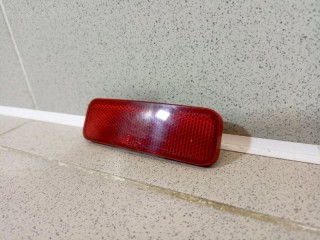 Отражатель в бампер задний правый, ориг. номер 1778457, Ford Transit