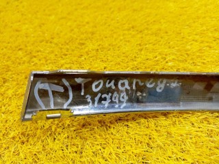 Молдинг переднего бампера правый, ориг. номер 7P68532542ZZ, Volkswagen Touareg NF