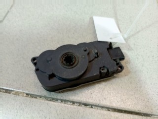 Моторчик заслонки решетки радиатора, ориг. номер 51749854640, BMW 5-Series G30 2016-2020
