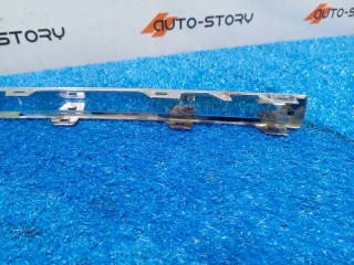 Молдинг переднего бампера правый, ориг. номер 7P68532542ZZ, Volkswagen Touareg NF