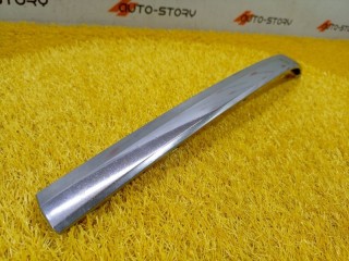 Молдинг переднего бампера правый, ориг. номер 7P68532542ZZ, Volkswagen Touareg NF