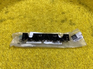 Кронштейн накладки на порог (наружней), ориг. номер A2386980300, Mercedes-Benz E-Class C238 2016-2021