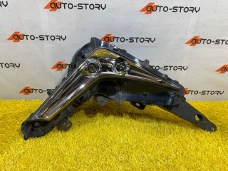 Фара противотуманная правая, ориг. номер 8136060070, Lexus LX570