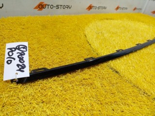 Молдинг заднего бампера центральный, ориг. номер 6RF853835, Volkswagen ­Polo SED